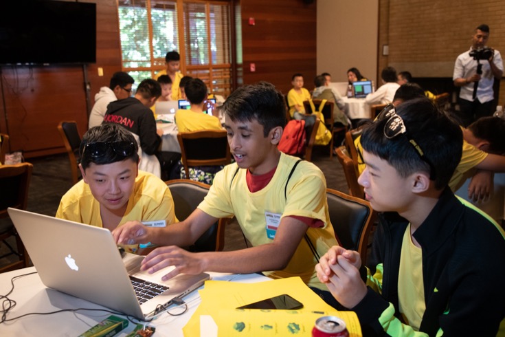 CodeCombat - Coding games to learn Python and JavaScript